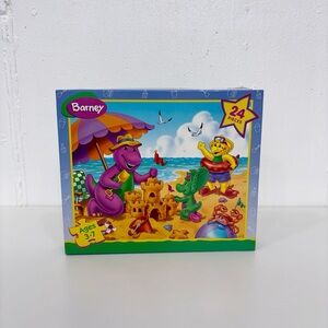 Vintage Barney Beach Puzzle with Baby bop and BJ— 24 pieces COMPLETE